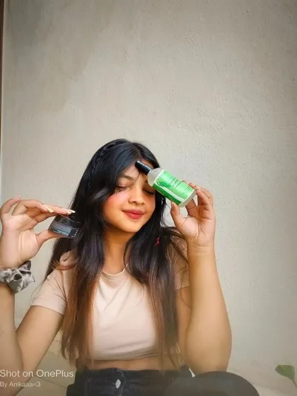 This customer is happy with her natural beauty duo: our Rosemary Toner and Mineral BB Cream. These products work together to create a healthy, glowing complexion.