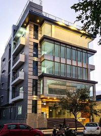 Commercial & Institutional Architecture
