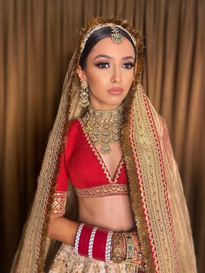 Classic Bridal Looks photo 16