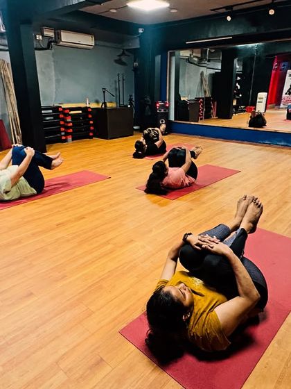 Another angle of our core-focused exercises on the mat. We work on various movements to strengthen the entire abdominal wall.