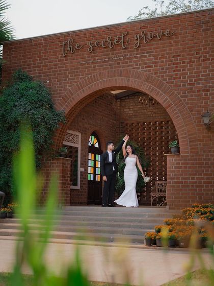 Studio WE Weddings - Pre-Wedding & Engagement Services Pre-Wedding Shoots: Urban & Modern Love photo 7