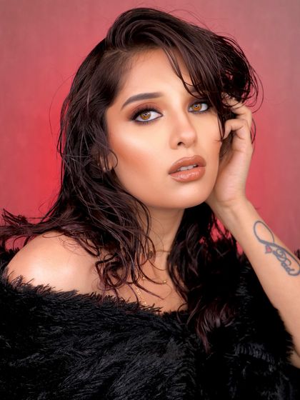 A latte-inspired editorial makeup look. This monochromatic look uses warm brown and coffee tones for a soft yet impactful photoshoot-ready finish.