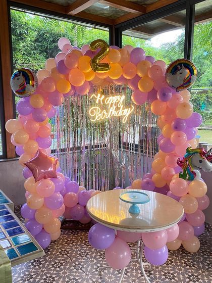 A beautiful shot of the unicorn-themed party decor in a well-lit space.