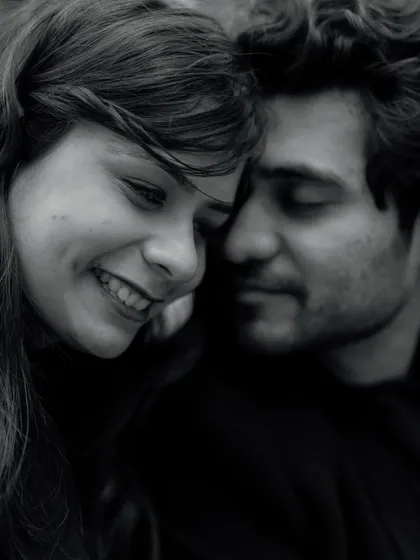 A classic, intimate black and white close-up. Shot in the forests of Manali, this portrait is all about the quiet connection and gentle smiles shared between the couple.