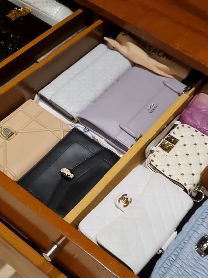 Sort Story by Smriti - Virtual Organizing Consultation Accessorize with Order: Bags, Shoes & Jewelry photo 10