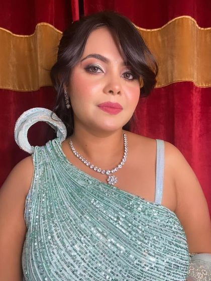 Looks Salon - Makeup Services Festive Season Looks photo 15