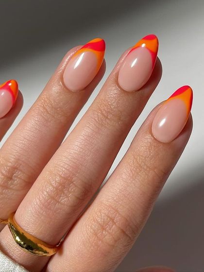 The French Twist: Modern Tips photo 5