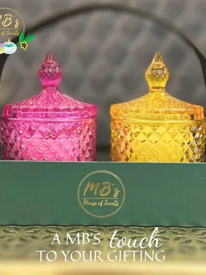 I offer my crystal jar candles in a wide range of vibrant colors. This gift set with bright pink and yellow jars adds a cheerful pop of color and fragrance to any space.