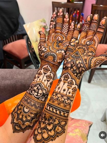 Kanha Mehandi - Bridal Mehndi Intricate Hand Designs photo 43