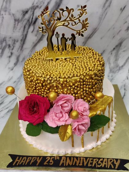 For Your Special Someone: Love & Anniversary Cakes photo 15