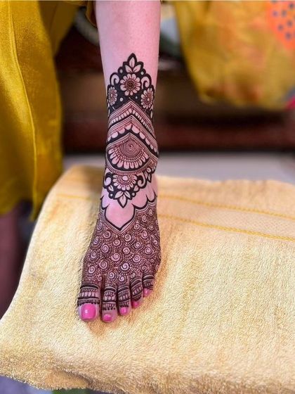 Kanha Mehandi - Bridal Mehndi Elegant Feet Designs photo 11