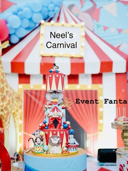 The dessert table at Neel's carnival, with a magnificent circus-themed cake as the centerpiece.