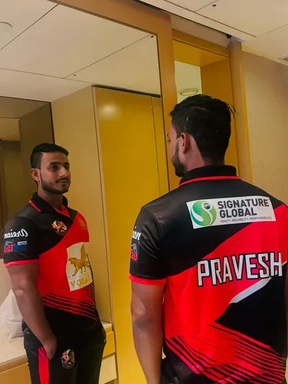 A mirror selfie in the team jersey. Honored to be the S&C coach for the East Delhi Riders.