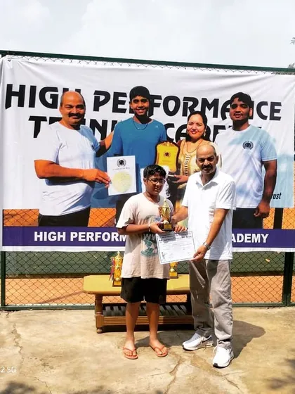 Another good week and another trophy. This player is getting better and sharper with each tournament.
