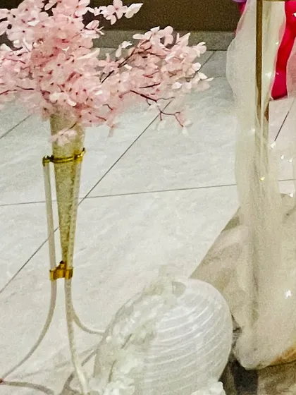 An identical shot of the cherry blossom decor detail.