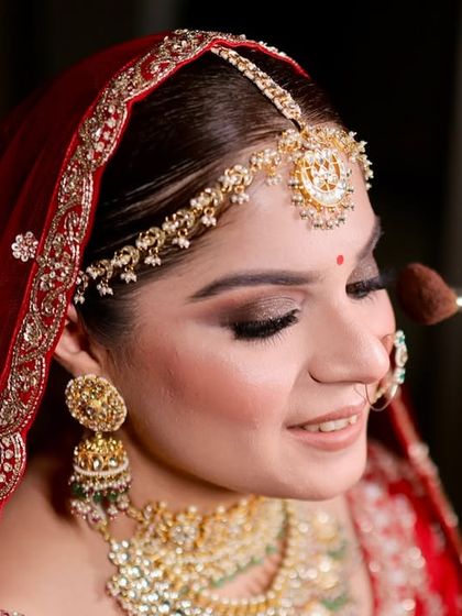 Looks Salon - Makeup Services Bridal Transformations photo 11