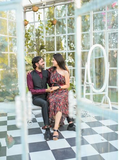 Grandeur & Glamour: Cinematic Studio Shoots photo 39