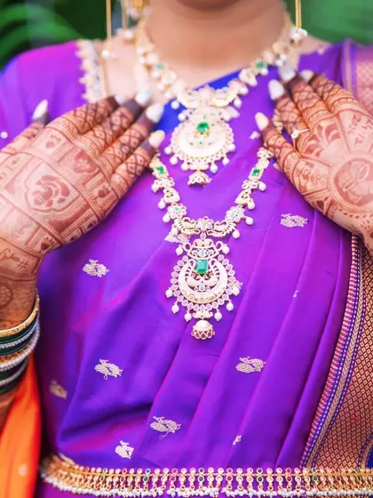 The final stain is what it's all about. This photo shows the rich, dark colour of my natural henna on a bride, perfectly complementing her beautiful purple saree and wedding jewellery.