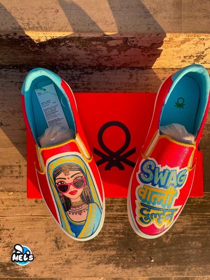 The full bridal sneaker set displayed on its United Colors of Benetton box.