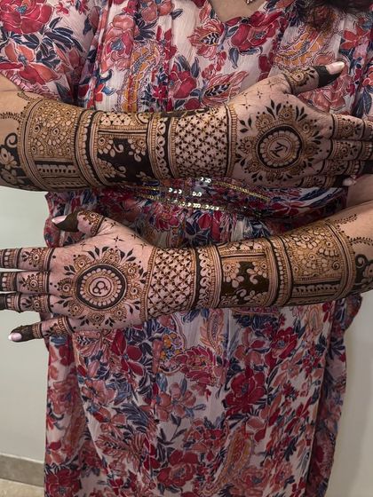 Lotus Mehendi Arts - Bridal & Occasion Mehendi Engagement & Sangeet Styles photo 6