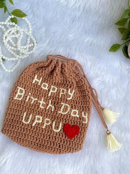 The birthday pouch from another angle.