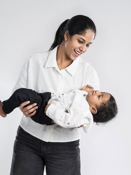 Pooja - Kids & Family Photography The Parent's Embrace photo 23