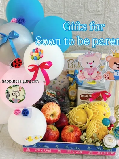 For a healthier option, I create fresh fruit hampers for expecting parents. This arrangement includes a selection of fresh fruits, chocolates, and decorative balloons, making it a refreshing and thoughtful gift.