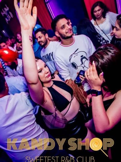 Rahul Kiran - DJ & VDJ Services The Vibe: Action & Crowd Shots photo 19