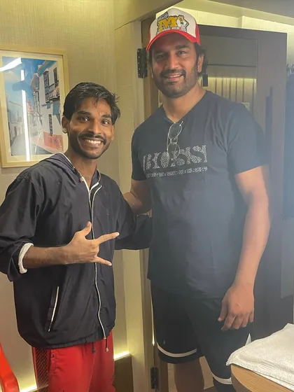 A picture with the talented actor Sharad Kelkar during a shoot. I value every opportunity to connect with and learn from experienced professionals.