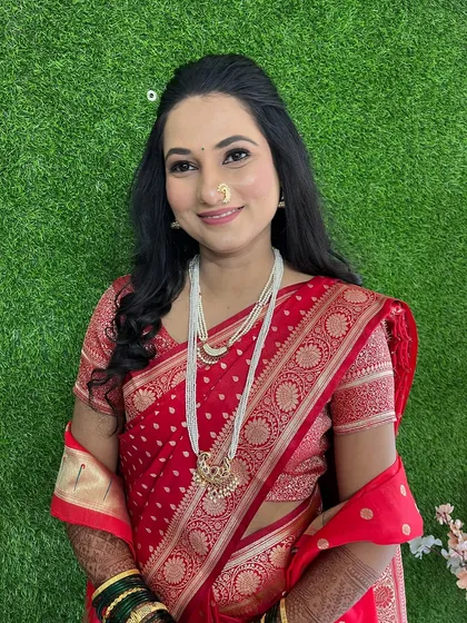A smiling portrait of the happy bride-to-be.
