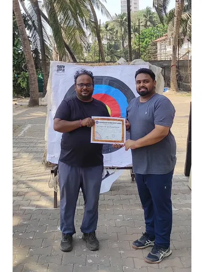 A student from our 2023 summer camp receives his certificate at the Dadar location.