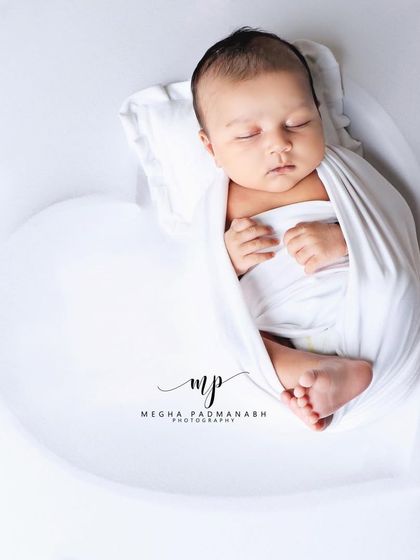 A clean and simple version of the heart prop setup, with all focus on the baby.