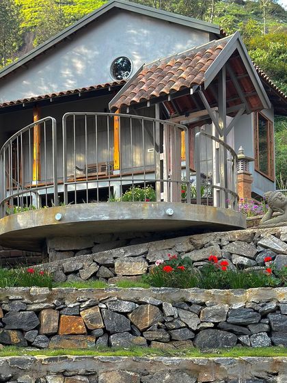 Senscape - Sustainable Architecture & Interior Design Hillside Sanctuaries: Resorts & Retreats photo 25