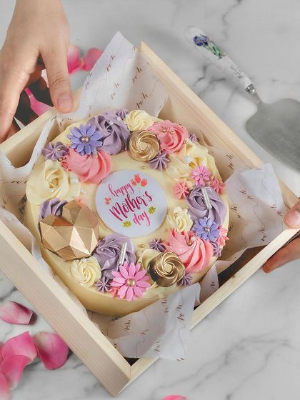 Neeth Medappa - Custom Celebration Cakes For Life's Heroes: Holiday & Tribute Cakes photo 7