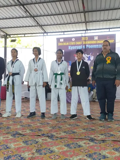 Anishka Mathias with her Silver Medal at the 38th Delhi State Cadet Taekwondo Championship.