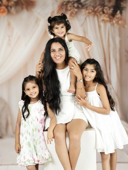 Precious Family & Sibling Portraits photo 3