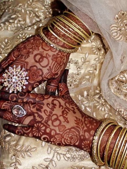 A lovely engagement design with the words 'Just Engaged', interlocking rings, and the couple's initials.