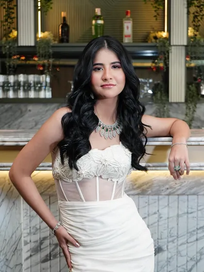 This look is all about Hollywood glamour. The deep, uniform waves are perfect for a party and catch the light beautifully.