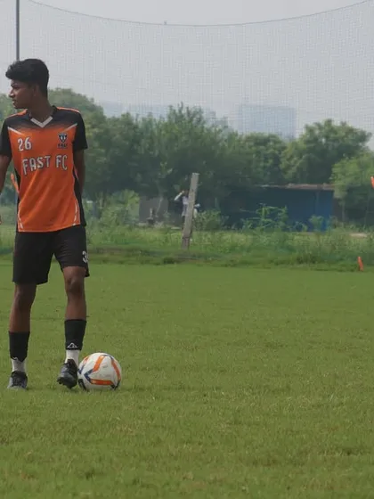 A moment of composure from our U16 player, assessing his options before making a pass in the RSA Cup.