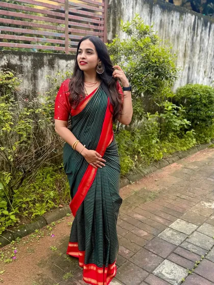Another angle of this beautiful, natural look. It shows how the makeup looks flawless in outdoor, natural lighting, making it perfect for any event.