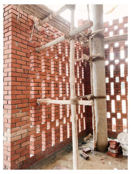 Duplicate of the interior jali wall construction.