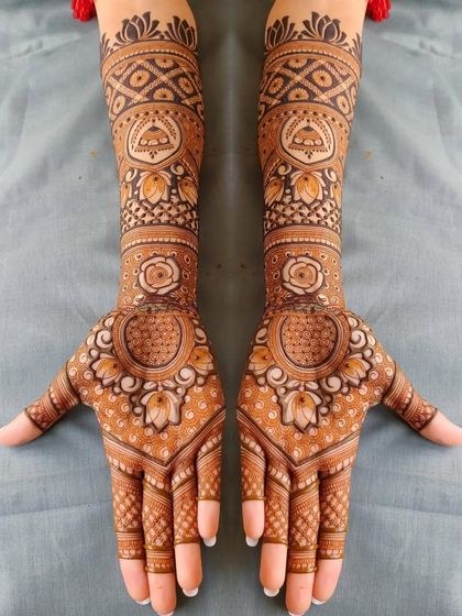 A beautiful rose-themed bridal design, with delicate shading and intricate details.