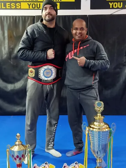 Every action is a performance. Posing with our champion and his IAKO Pro belt, a symbol of his dedication and our team's success.