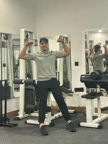 Another double flex.
