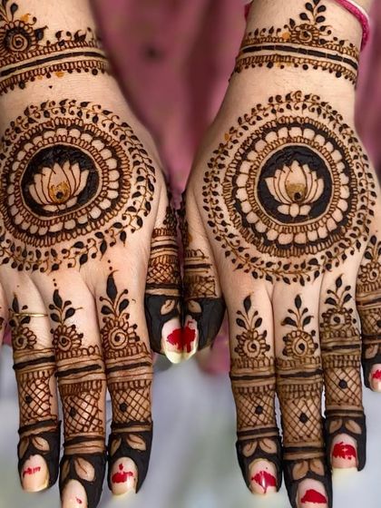 Elegant Designs for Guests & Festivities photo 5