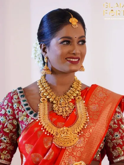 I love creating the perfect South Indian bridal look. This is all about celebrating tradition with radiant skin, bold eyes, and lips that complement the beautiful silk saree and temple jewelry. The goal is a divine glow that makes you feel like a queen.