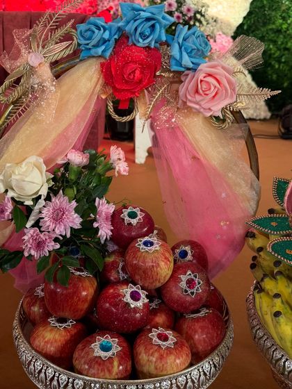 Siri - Ceremonial Platter & Gift Tray Decoration Artistic Fruit & Sweet Platters photo 3