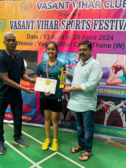 Girls U-15 winner Loree Sawant being awarded for her outstanding performance.