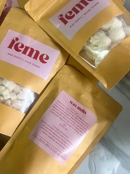 Simply melt, breathe, and relax. It's that easy. Our wax melts come in convenient, eco-friendly pouches.