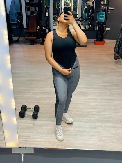 A mirror selfie to track progress and stay motivated. Loving yourself at every stage of the journey is so important.